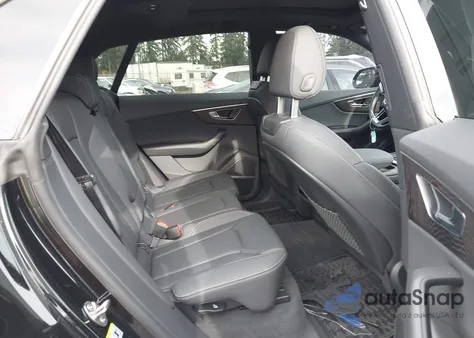 2021 Audi Q8 Premium Plus 55 Tfsi Quattro Tiptronic z USA, uszkodzony, nr VIN WA1EVAF17MD010658